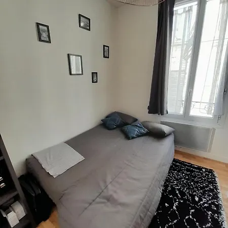Cosy 2 Pieces Typiquement Parisien A Notre-dame Paris